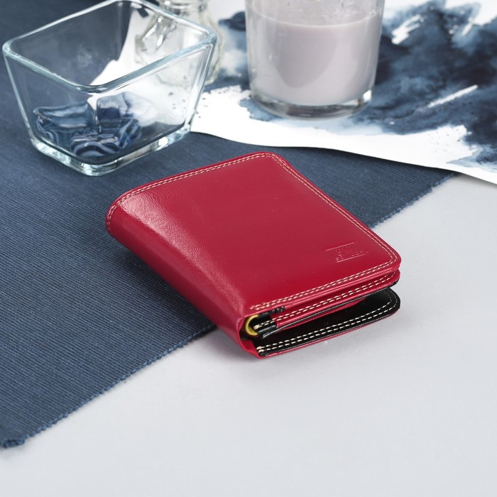 Кошелёк женский складной, 2 отдела, отдел для карт, отдел для монет, красный