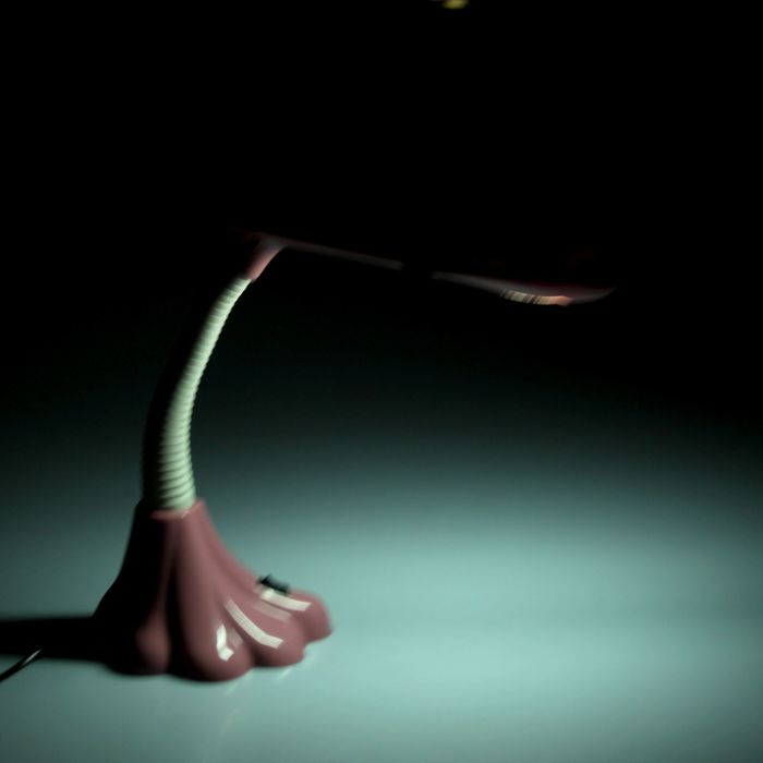 Лампа настольная "Дельфин" розовая