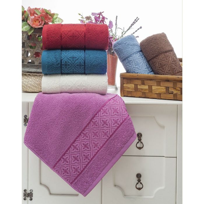 Полотенце махровое DO&CO GULFEM 70*140 см пудра, хлопок, 460 гр/м