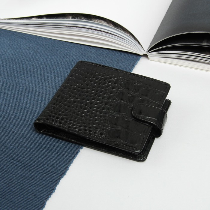 Портмоне на кнопке, 3 отдела, для карт, монет, кайман, цвет чёрный