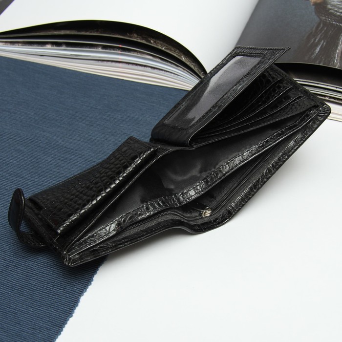Портмоне на кнопке, 3 отдела, для карт, монет, кайман, цвет чёрный