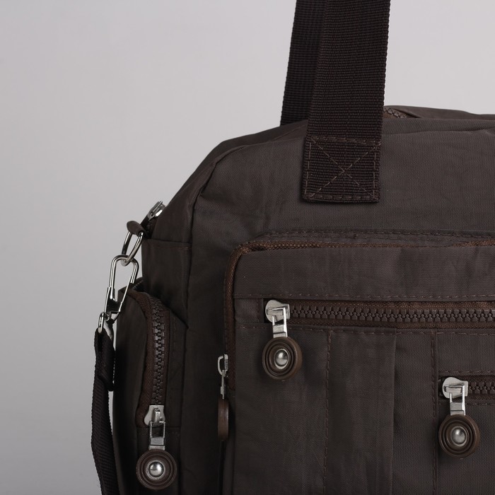 Сумка спортивная на молнии "Жатка", 1 отдел, 7 наружных карманов, длинный ремень, коричневая