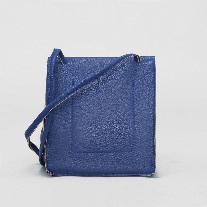 Сумка женская на магните, 1 отдел, длинный ремень, цвет синий