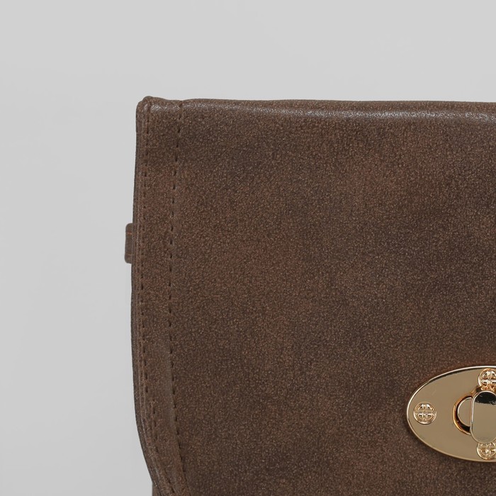 Сумка женская на клапане, 1 отдел, 1 наружный карман, длинный ремень, цвет коричневый