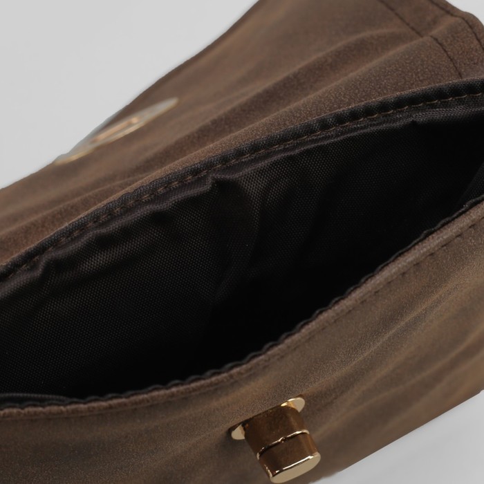 Сумка женская на клапане, 1 отдел, 1 наружный карман, длинный ремень, цвет коричневый