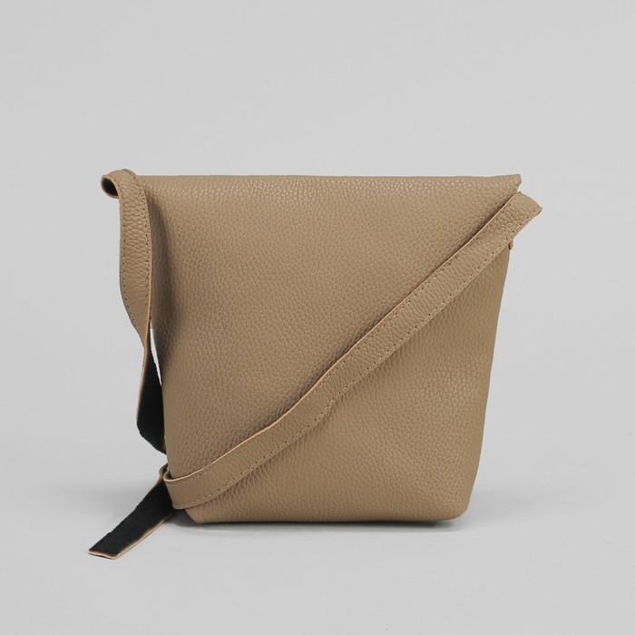 Сумка женская на кнопке "Кисточка", 1 отдел, длинный ремень, цвет бежевый