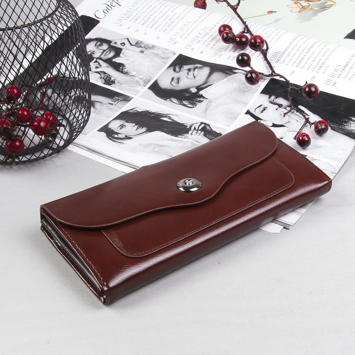 Кошелёк женский на клапане, 6 отделов, отдел для карт, коричневый