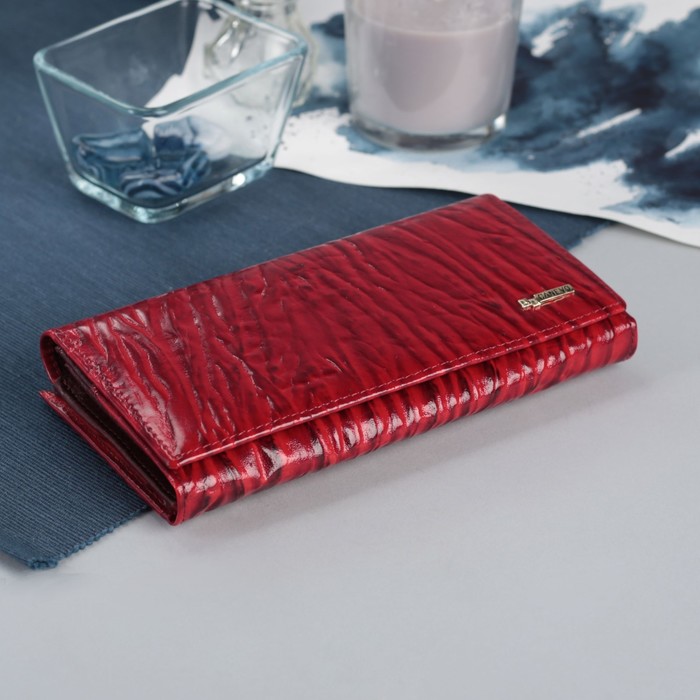 Кошелёк женский на клапане, 3 отдела, 2 отдела на рамке, отдел для карт, красный