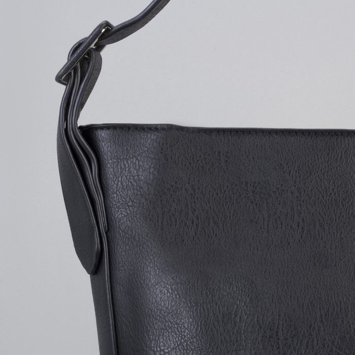 Сумка женская на молнии "Аризона", 1 отдел, регулируемый ремень, чёрная