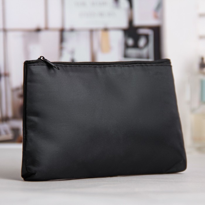 Косметичка простая на молнии, 1 отдел, цвет чёрный