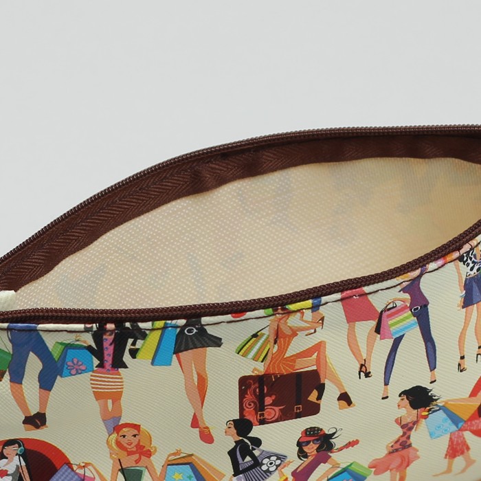 Косметичка простая на молнии "Девушки", 1 отдел, бежевая