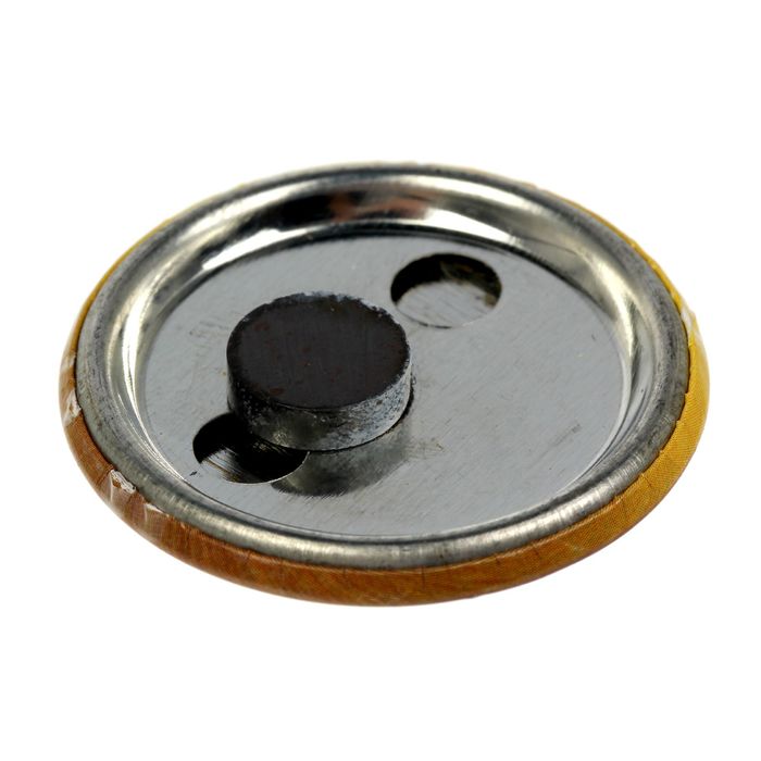 Магнит закатной "Рубль"