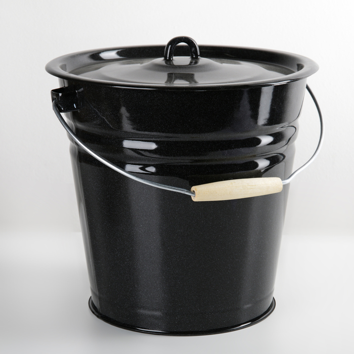 Ведро с крышкой 12 л "Чёрный рябчик"