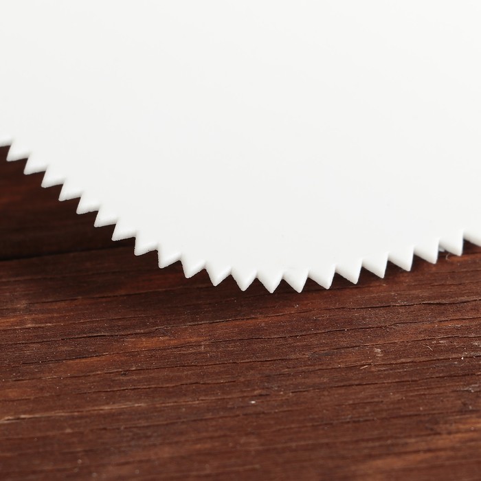 Шпатель кондитерский 12,5х10 см "Зубчики"