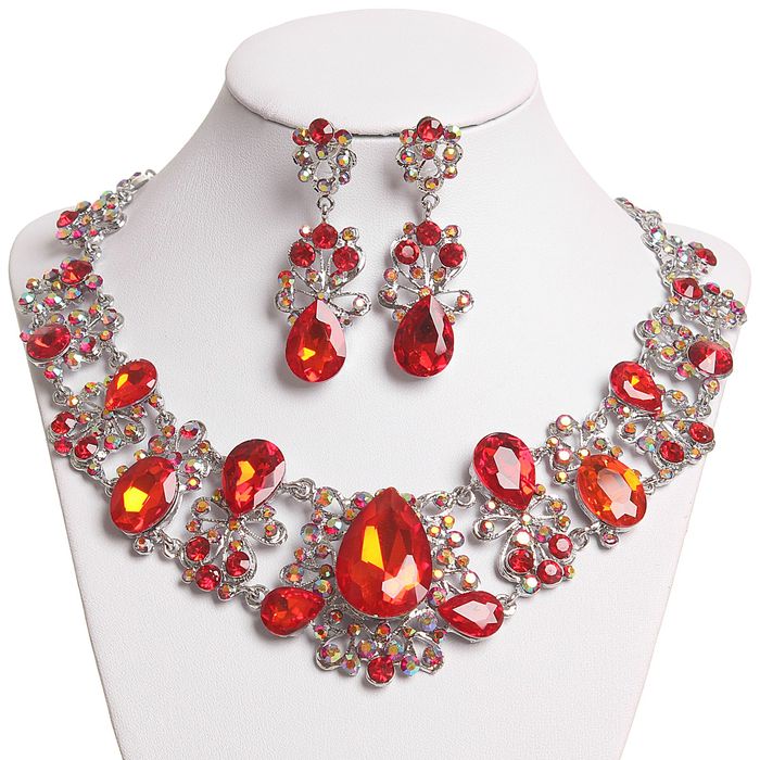 Набор 2 предмета: серьги, колье "Шальная императрица" красный АВ, в серебре