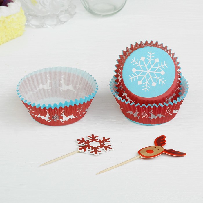 Украшение для кексов "Снежинки и олени", набор 24 пики, 24 формочки