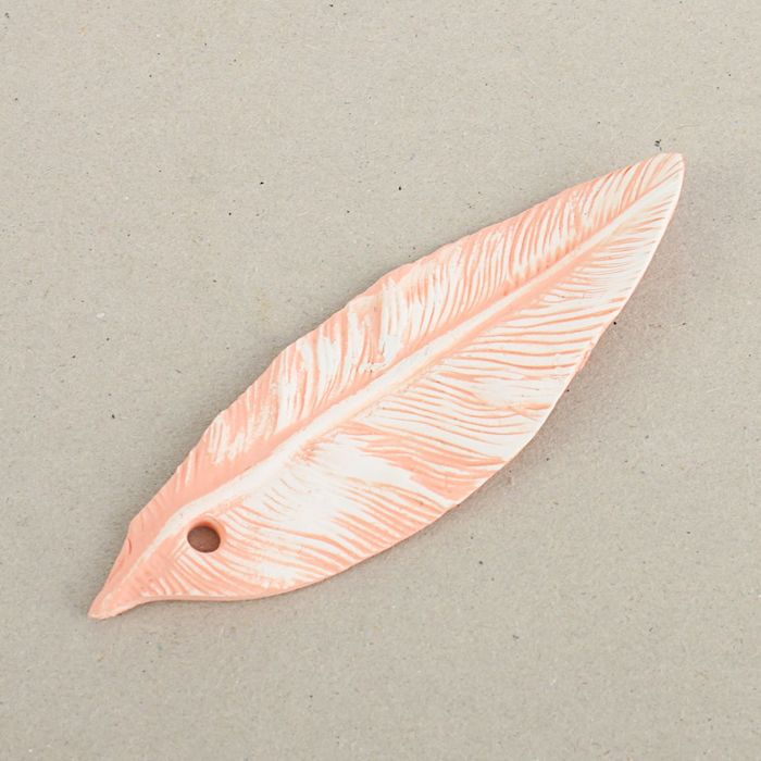 Шильдик "Перо Антик" розовое, 10 х 3 см