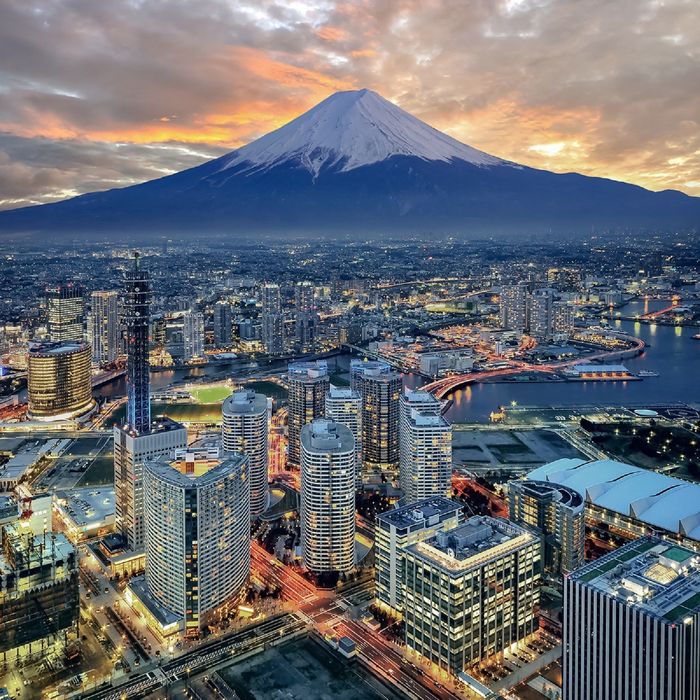 Фотообои "Иокогама" (состоит из 3 частей), 2,7 х 2,7м