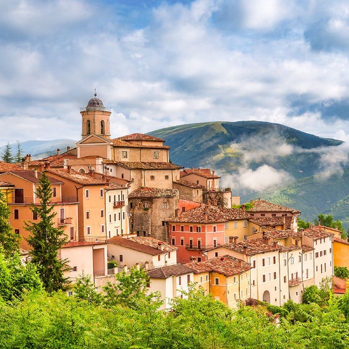 Фотообои "Горы Умбрии" (состоит из 3 частей), 2,7 х 2,7м