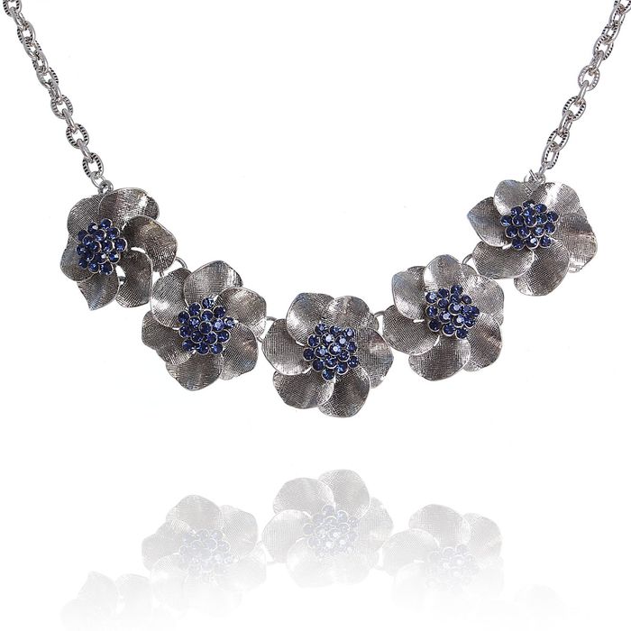 Колье "Цветы" незабудки, цвет синий в чернёном серебре