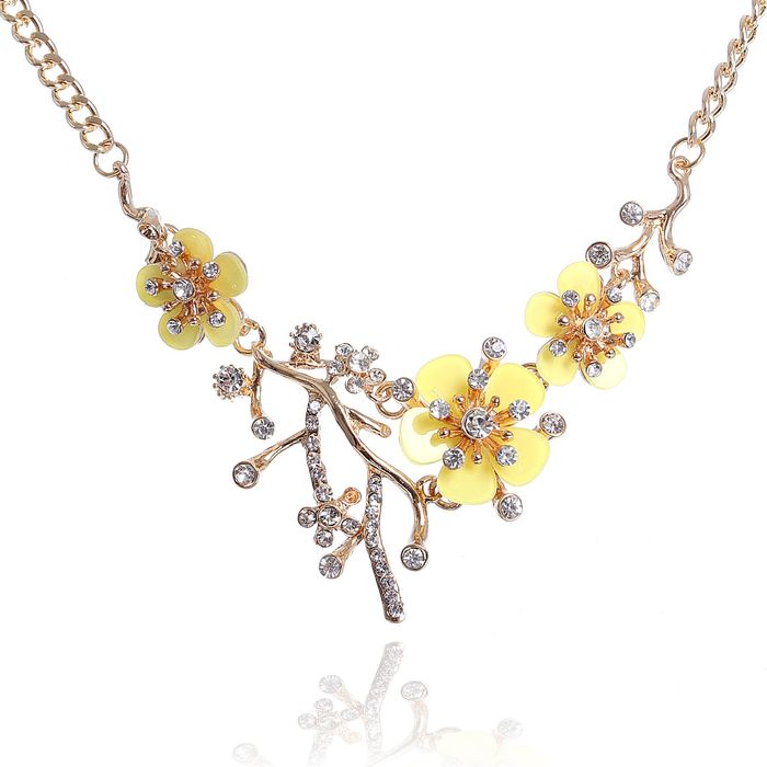 Колье "Цветущий сад" цветок, цвет желтый в золоте