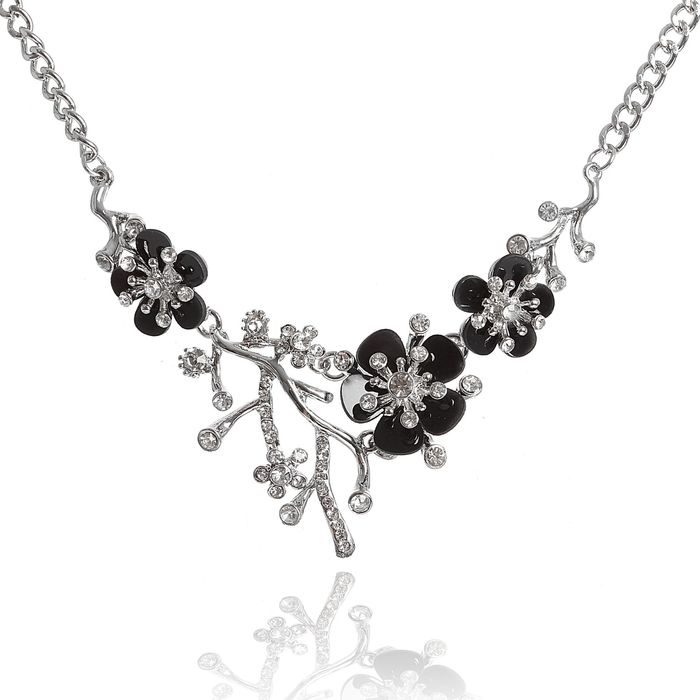 Колье "Цветущий сад" цветок, цвет черный в серебре