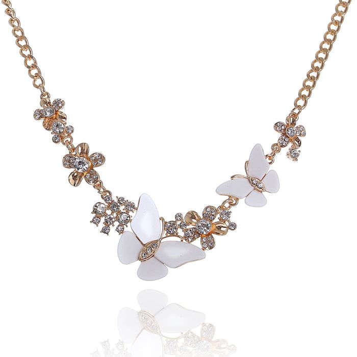 Колье "Цветущий сад" бабочки, цвет белый в золоте