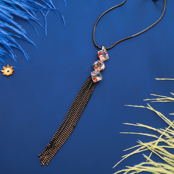 Кулон "Кисть" с кубиками, цвет серый, 80см