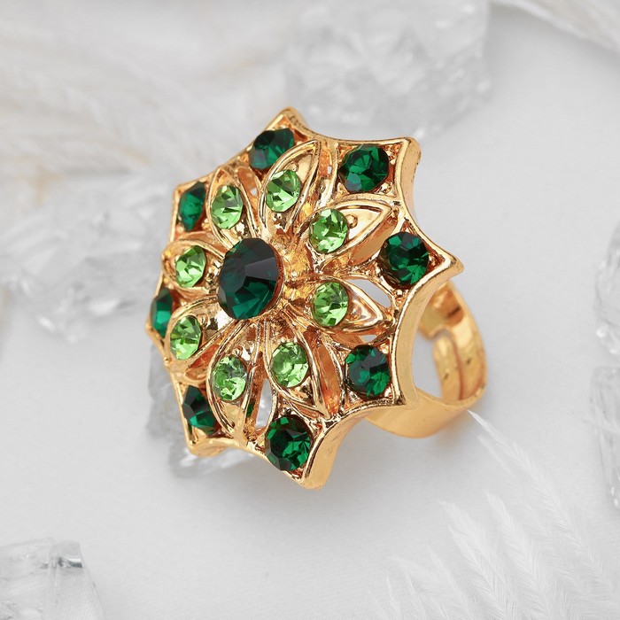 Кольцо "Цветок" ромашка полевая, цвет зелёный в золоте, безразмерное