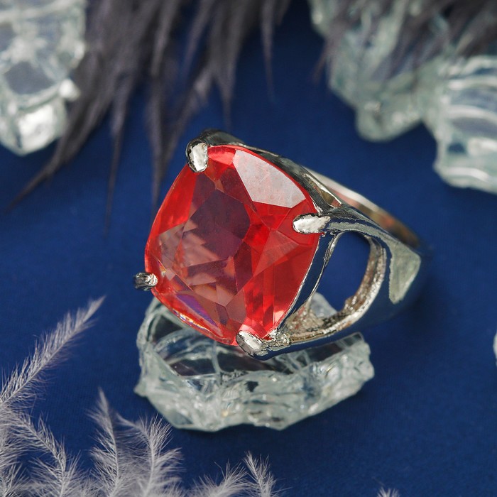 Кольцо "Матовая роскошь" квадрат, цвет коралловый в серебре, размер 17,18,19 МИКС