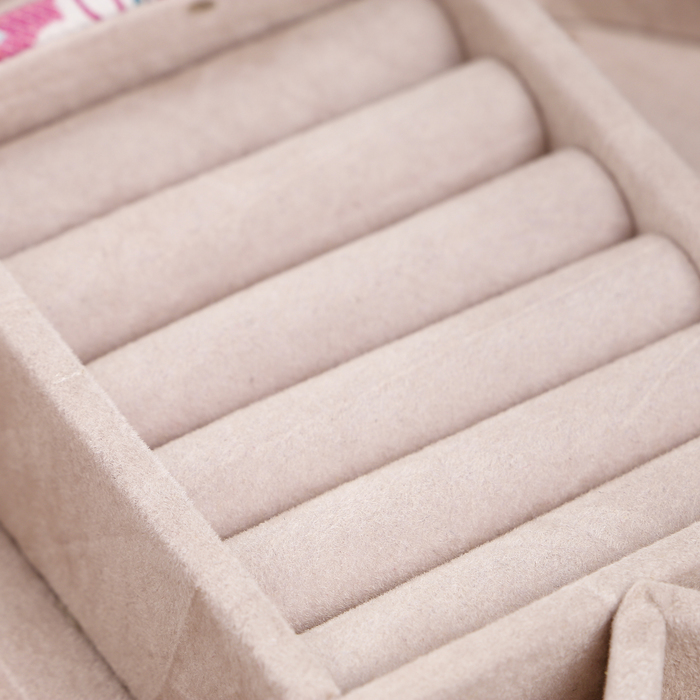 Шкатулка для украшений "Огурцы"