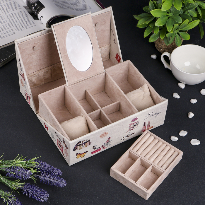 Шкатулка для украшений "Бабочка с кисточкой"