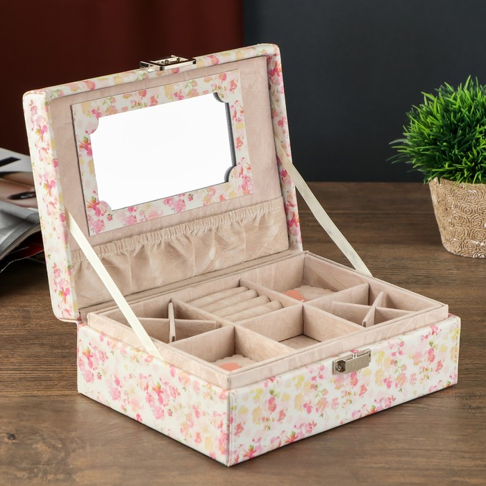 Шкатулка для украшений "Лепестки"