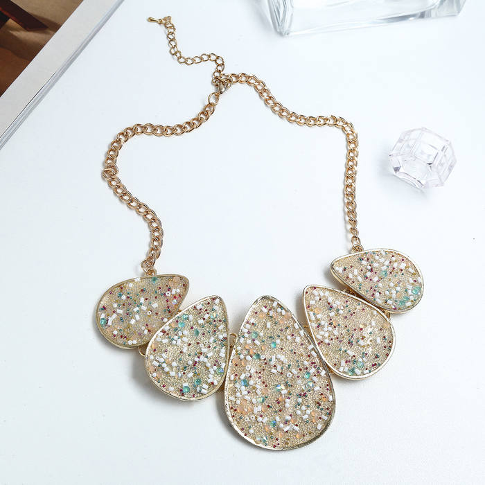 Колье "Искры света" капля, цветное в золоте