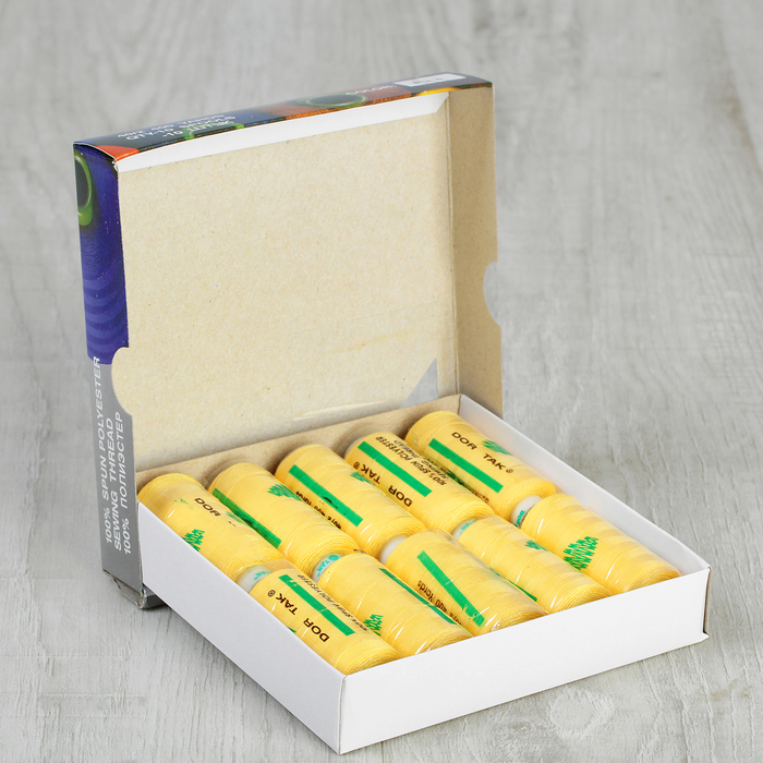 Нитки 40/2, 365м, №111, цвет светло-жёлтый