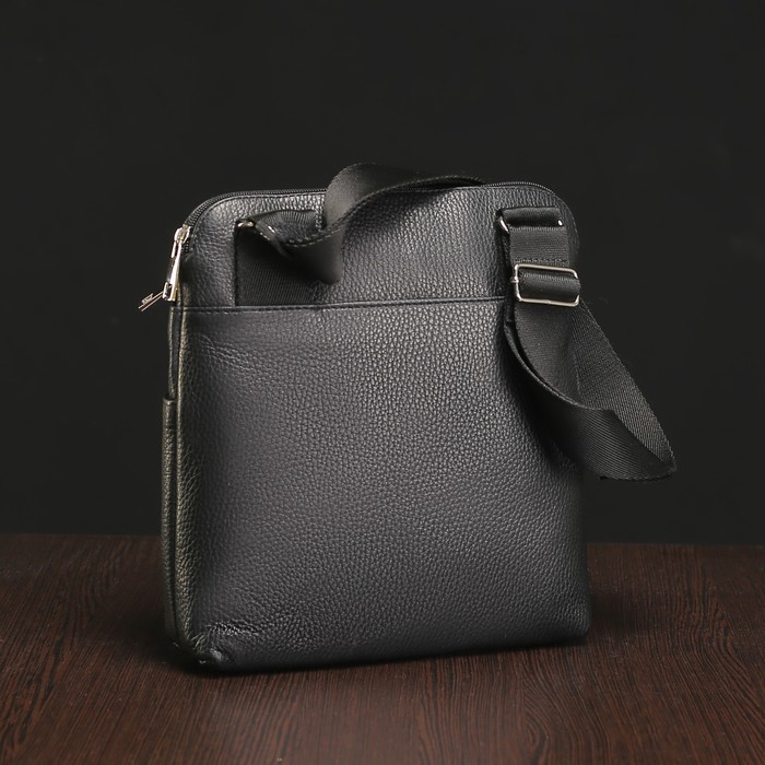 Планшет мужской на молнии, 2 отдела, 2 наружных кармана, чёрный