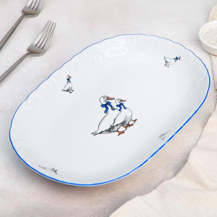 Блюдо овальное 29х20 см "Рококо. Гуси"