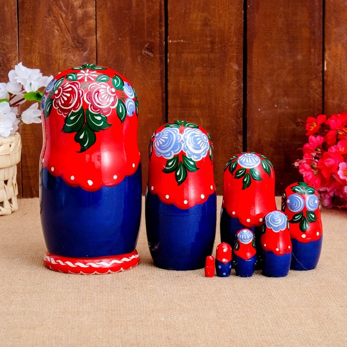 Матрёшка «Птица на фартуке», красный платок, 8 кукольная, 19 см