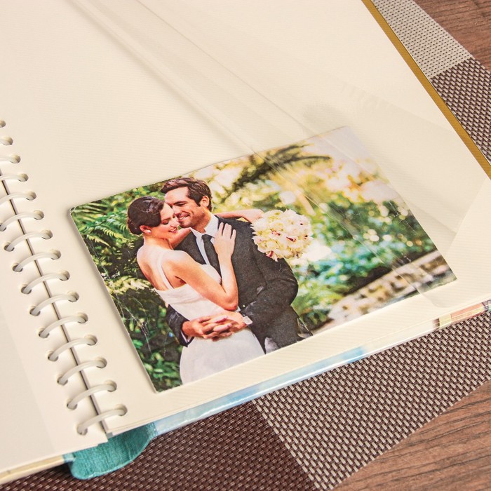 Фотоальбом "Моменты радости", 20 листов, с золотой обводкой