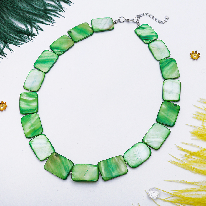 Бусы "Перламутр" прямоугольник, цвет зелёный, 45см