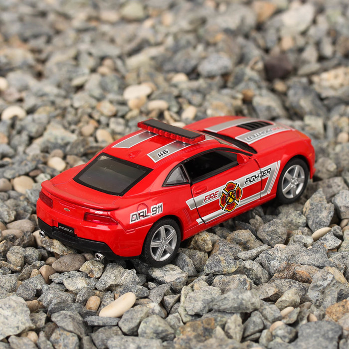 Машина металлическая Chevrolet Camaro, масштаб 1:38, МИКС