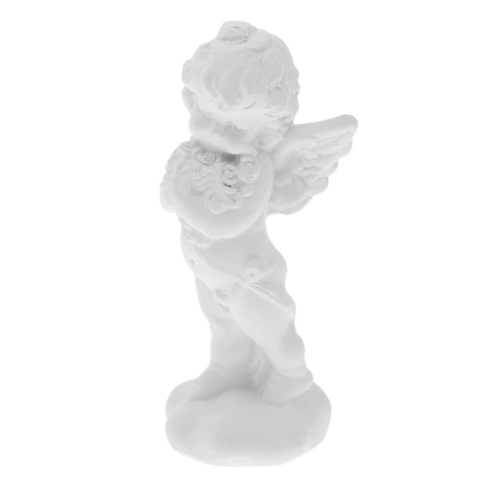 Статуэтка "Девочка" с маленьким букетом