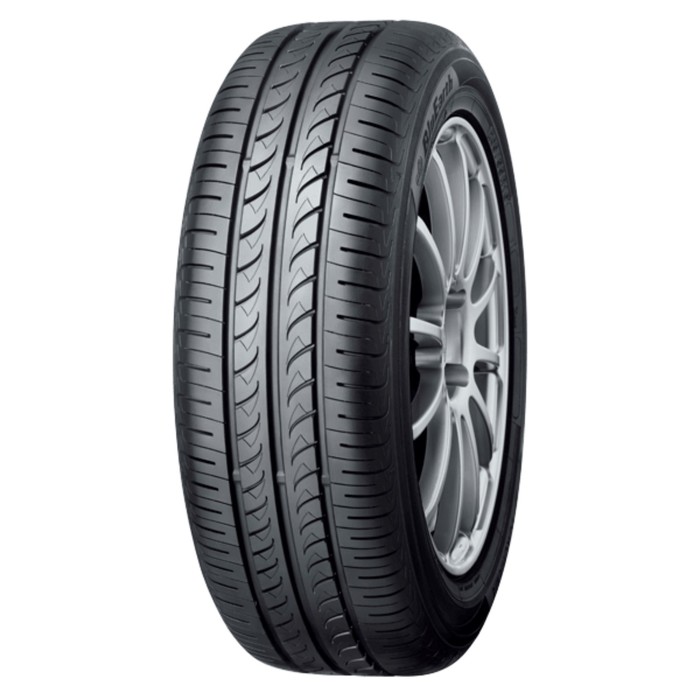 Летняя шина Yokohama AE01A 195/50 R15 82T