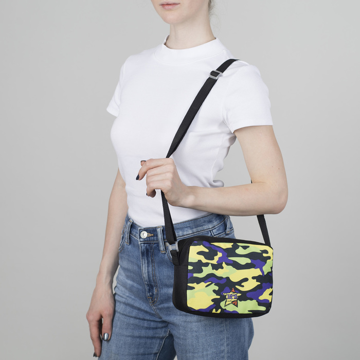 Сумка молодёжная на молнии "Милитари", 2 отдела, регулируемый ремень, чёрный/салатовый/сиреневый