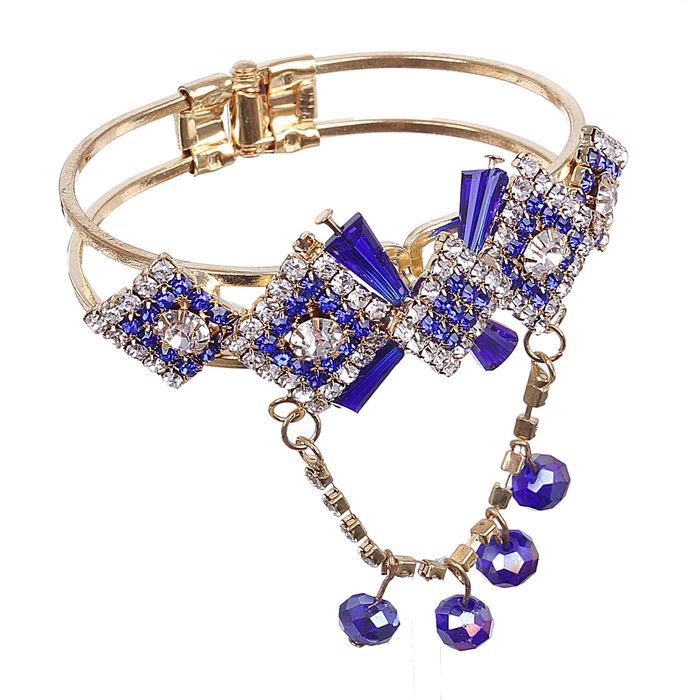 Браслет со стразами "1000 и 1 ночь" ромбы с подвеской, цвет сине-белый в золоте