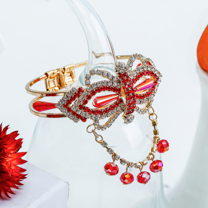 Браслет со стразами "1000 и 1 ночь" маскарад, цвет красно-белый в золоте