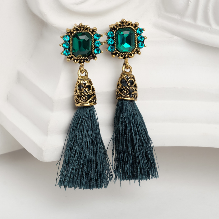 Серьги ассорти "Кисти" прямоугольник, цвет изумрудный в черненом золоте