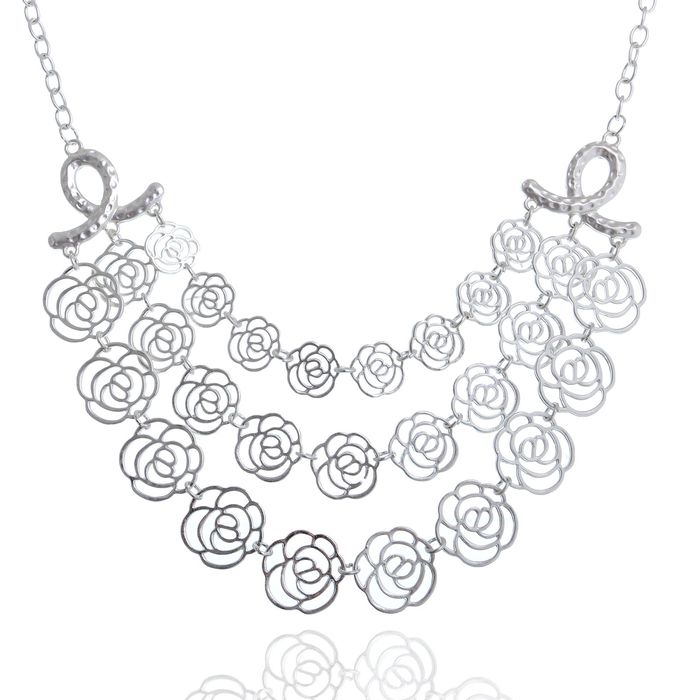Колье "Роза" очертания , цвет матовый белый