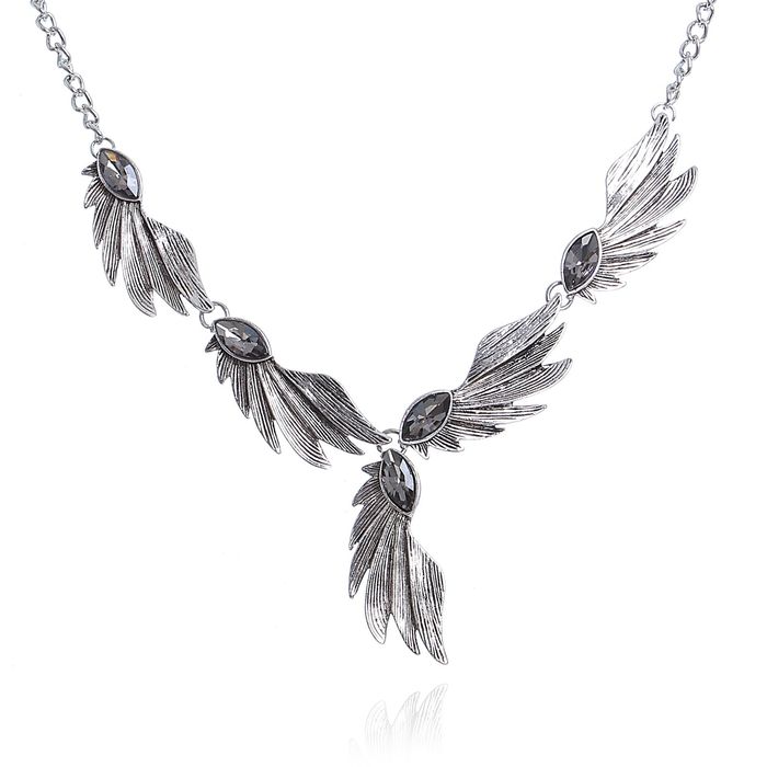 Колье "Полет" крыло, цвет серый в черненом серебре