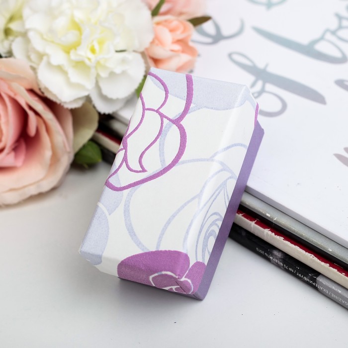 Коробка подарочная для конфет 8 х 4 х 3,5 см, фиолетовая